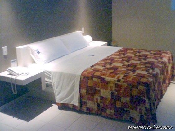 Hotel 402 Monterrey Bagian luar foto