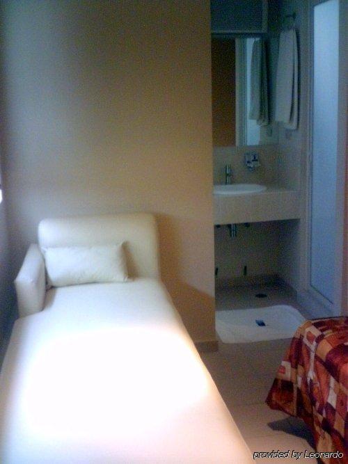 Hotel 402 Monterrey Bagian luar foto